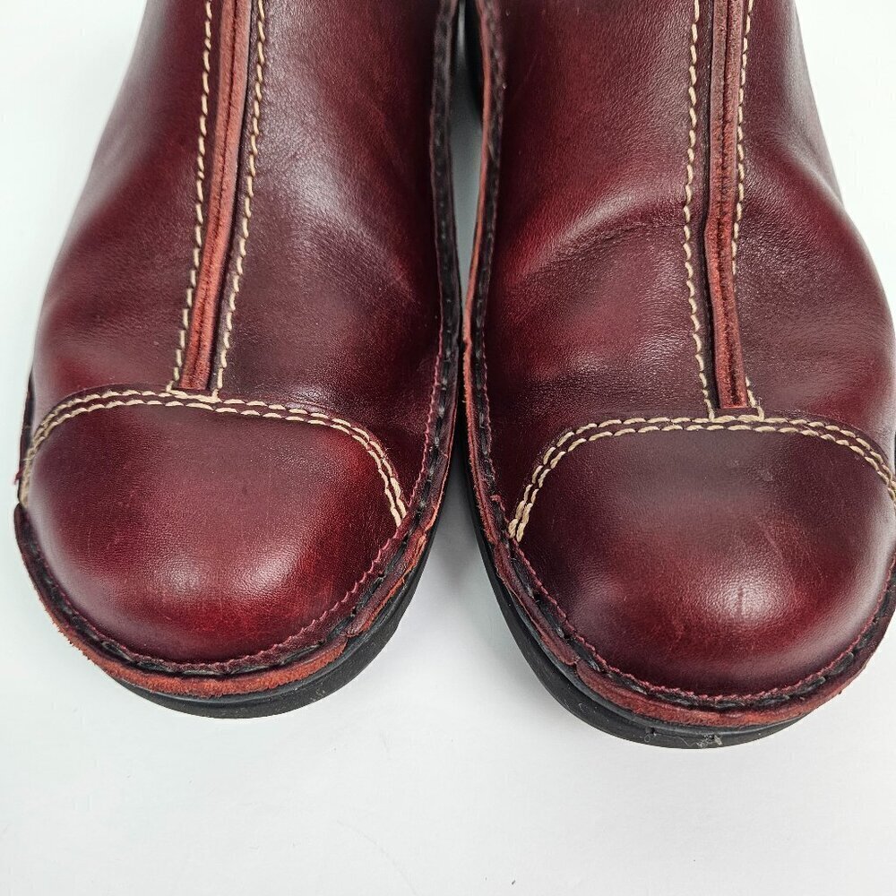 Naot Brick Red Leather Slip On Cap Toe Clog Mule EU 41/US 10 - Picture 3 of 10
